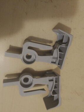 Hoover PowerScrub FH68000 FH68002 FH68010 FH6020V FH68050 Brush Release Clip